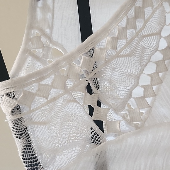 3/4 sleeve t-shirt - Picture 3 of 3